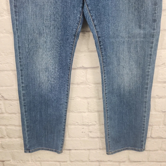 Lucky Brand Men's Medium Wash 221 Straight Denim Jeans Size 38 - Picture 5 of 14